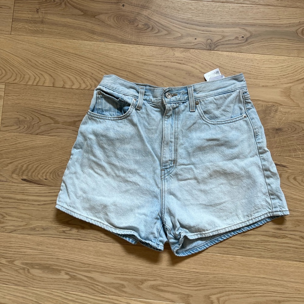 Levi High LOOSE SHORTS